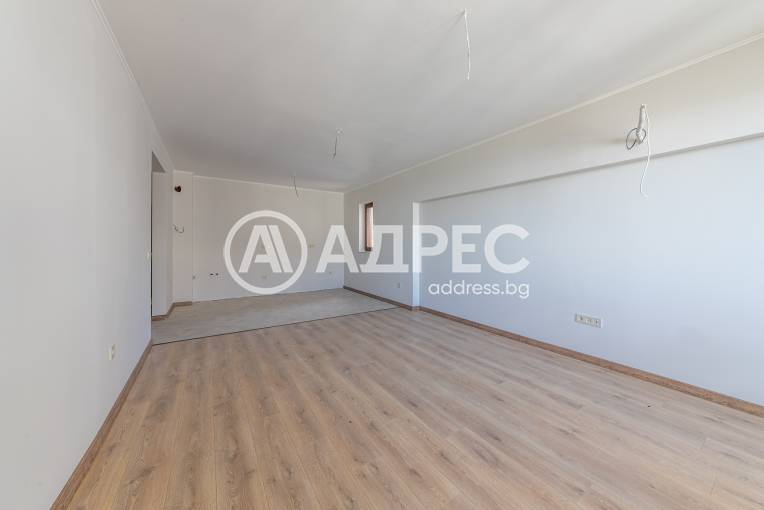 Двустаен апартамент, Варна, Виница, 670722, Снимка 8