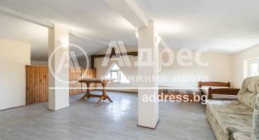 Двустаен апартамент, Варна, Операта, 594723, Снимка 1