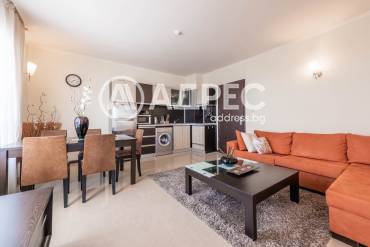 Тристаен апартамент, Варна, к.к. Златни Пясъци, 669723, Снимка 1