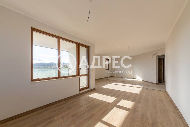 Двустаен апартамент, Варна, Виница, 670725, Снимка 3