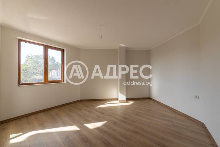 Двустаен апартамент, Варна, Виница, 670725, Снимка 8