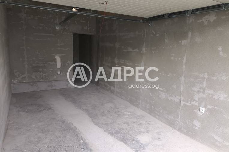 Гараж, Разград, Добровски, 681725, Снимка 4