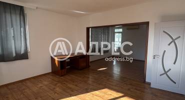 Тристаен апартамент, Пловдив, Кючук Париж, 686727, Снимка 2