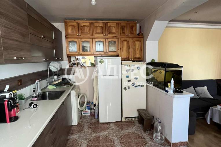 Многостаен апартамент, Благоевград, Широк център, 666728, Снимка 3