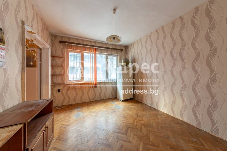Тристаен апартамент, Варна, Общината, 613729, Снимка 2