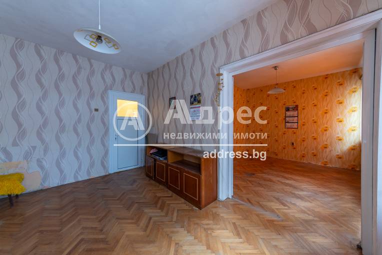 Тристаен апартамент, Варна, Общината, 613729, Снимка 3