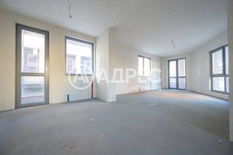 Многостаен апартамент, Пловдив, Кършияка, 470730, Снимка 1