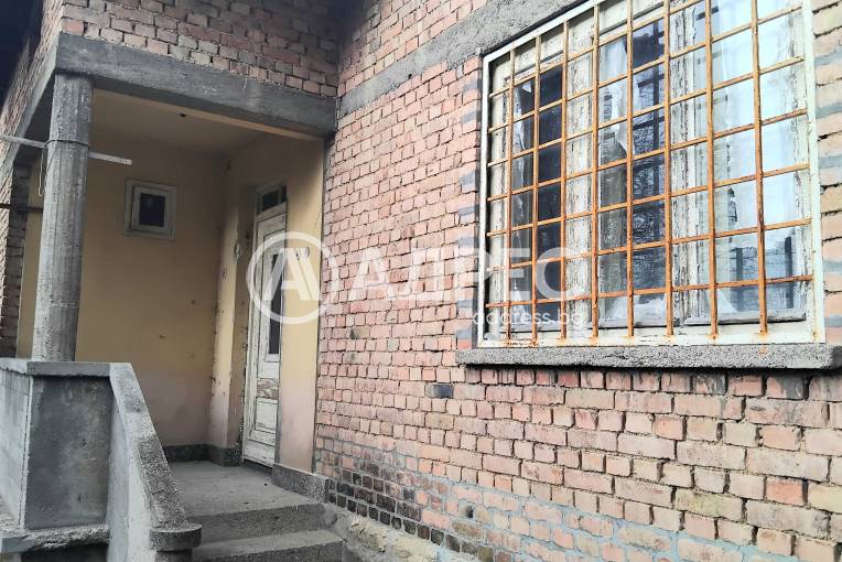 Къща/Вила, Габрово, Лъката, 677730, Снимка 2