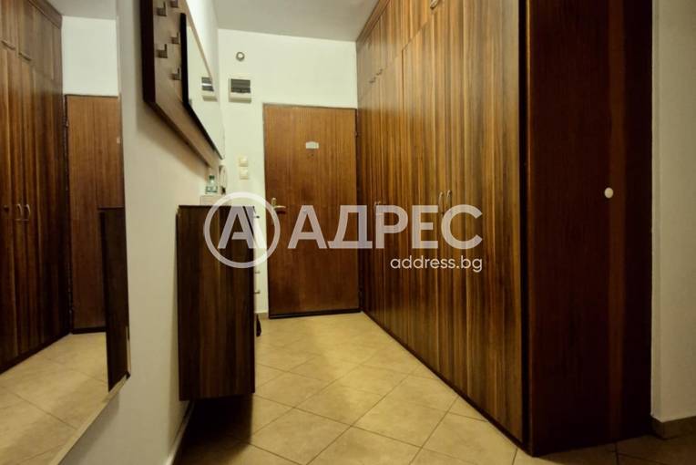 Тристаен апартамент, София, Оборище, 691731, Снимка 13