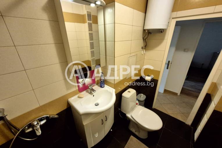 Тристаен апартамент, София, Оборище, 691731, Снимка 15