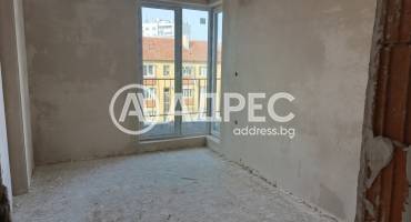 Тристаен апартамент, Варна, Погребите, 621732, Снимка 9