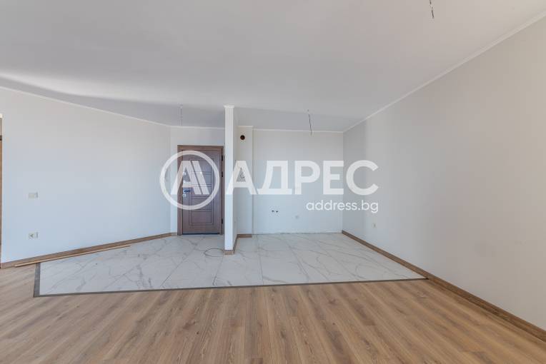 Многостаен апартамент, Варна, Виница, 670732, Снимка 15