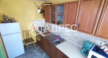 Къща/Вила, Разград, Добровски, 669733, Снимка 3