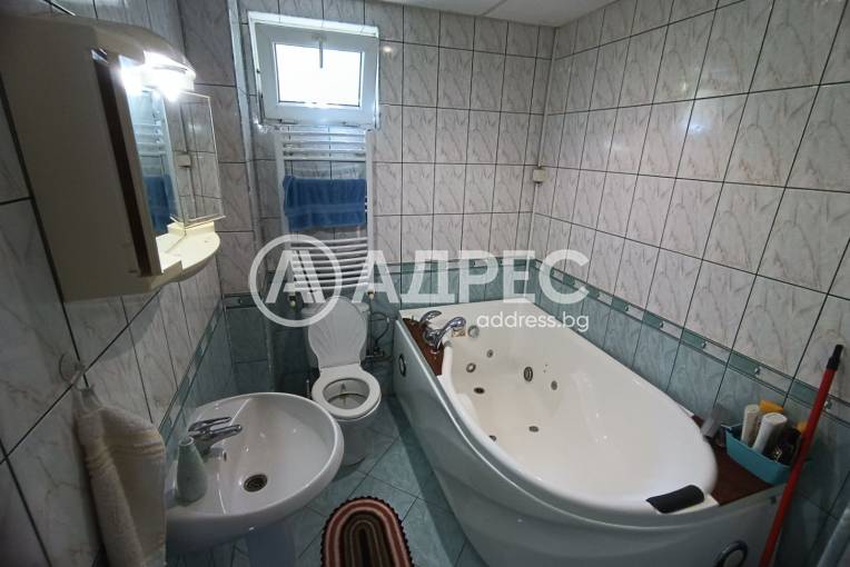 Къща/Вила, Разград, Добровски, 669733, Снимка 13