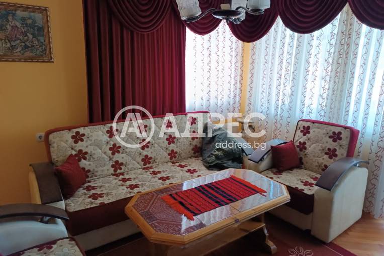 Къща/Вила, Разград, Добровски, 669733, Снимка 8