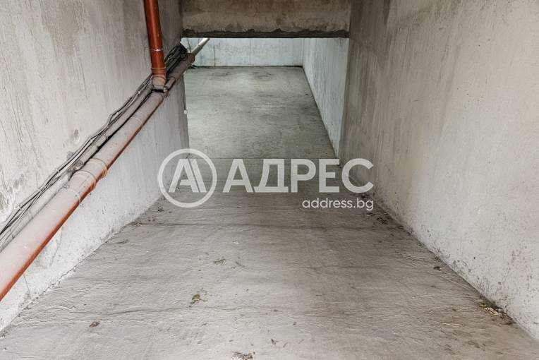 Гараж, Варна, Базар "Левски", 684734, Снимка 2