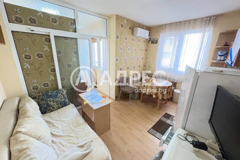 Двустаен апартамент, Варна, Христо Ботев, 666737, Снимка 1