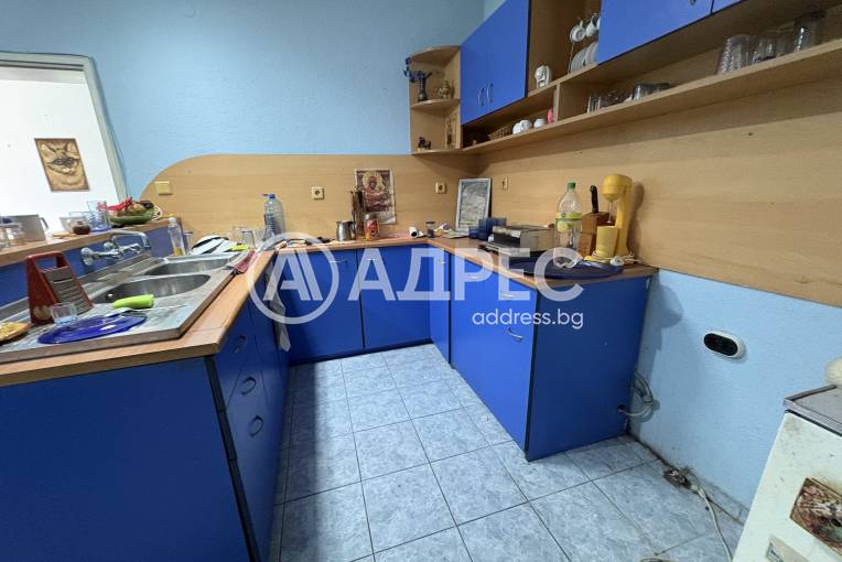 Къща/Вила, Ковачите, 696737, Снимка 2