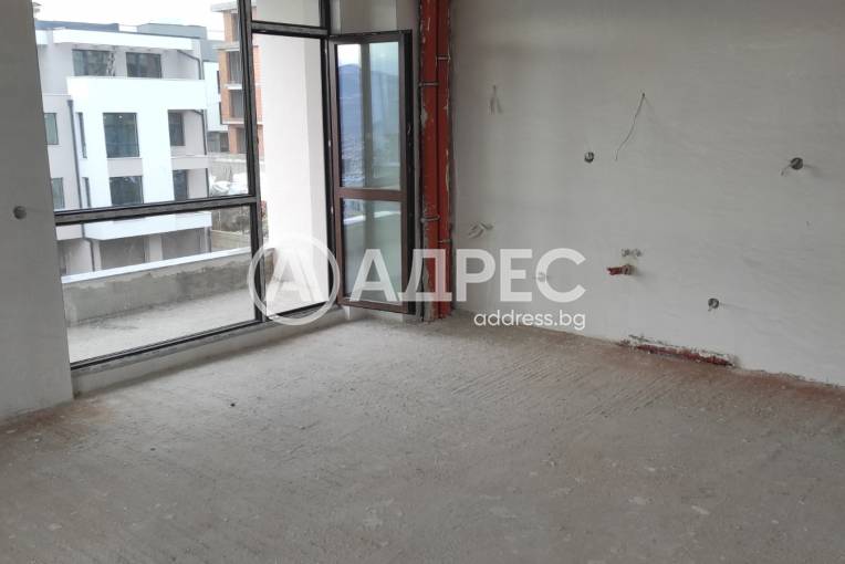 Тристаен апартамент, Благоевград, Освобождение, 623738, Снимка 1