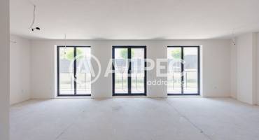 Многостаен апартамент, Варна, Бриз, 700738, Снимка 2