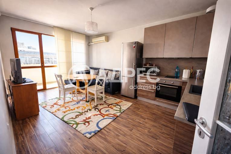 Тристаен апартамент, Варна, Чайка, 680739, Снимка 1