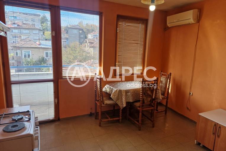 Двустаен апартамент, Плевен, Идеален център, 685739, Снимка 1