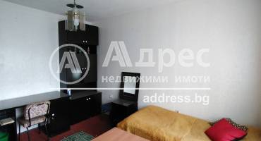 Многостаен апартамент, Шумен, Боян Българанов 2, 587740, Снимка 1