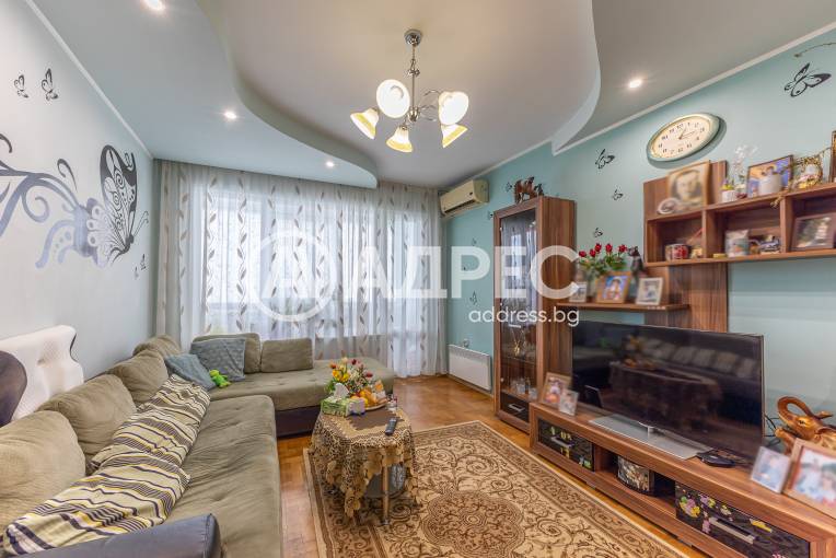 Тристаен апартамент, Варна, Гранд Мол Варна, 695740, Снимка 1