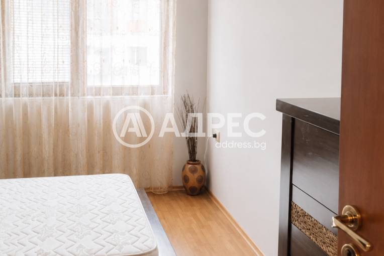 Тристаен апартамент, Варна, Погребите, 696740, Снимка 6
