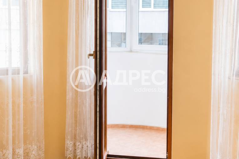 Тристаен апартамент, Варна, Погребите, 696740, Снимка 9