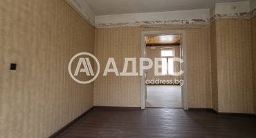 Етаж от къща, Русе, Център, 702740, Снимка 2