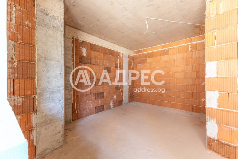 Тристаен апартамент, Варна, Операта, 679742, Снимка 16