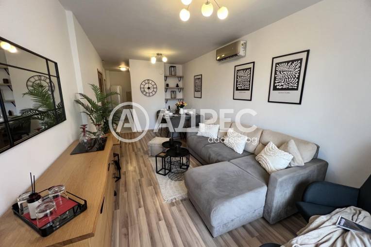 Двустаен апартамент, София, Редута, 700742, Снимка 1