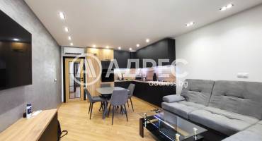 Двустаен апартамент, Варна, к.к. Св.Св. Константин и Елена, 660743, Снимка 1