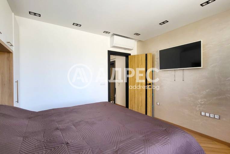 Двустаен апартамент, Варна, к.к. Св.Св. Константин и Елена, 660743, Снимка 3