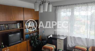 Къща/Вила, Разград, Добровски, 663743, Снимка 2