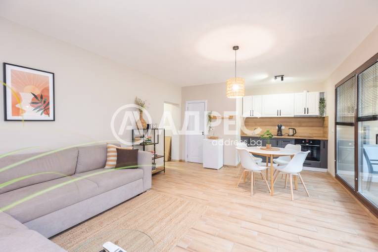 Двустаен апартамент, Варна, Виница, 684744, Снимка 1