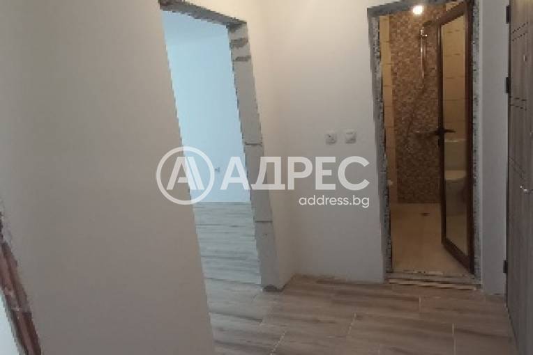 Двустаен апартамент, Велико Търново, Бузлуджа, 682745, Снимка 1