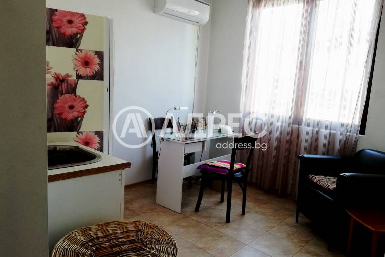 Къща/Вила, Хасково, Любен Каравелов, 475746, Снимка 18