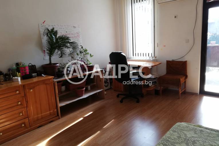 Къща/Вила, Хасково, Любен Каравелов, 475746, Снимка 21