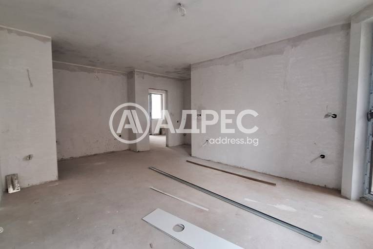 Тристаен апартамент, Варна, Лятно кино Тракия, 682747, Снимка 1