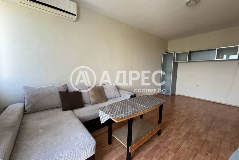 Двустаен апартамент, Варна, Левски, 695747, Снимка 1