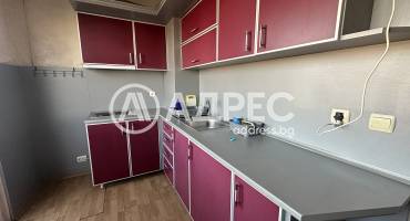 Двустаен апартамент, Шумен, Болницата, 663748, Снимка 1