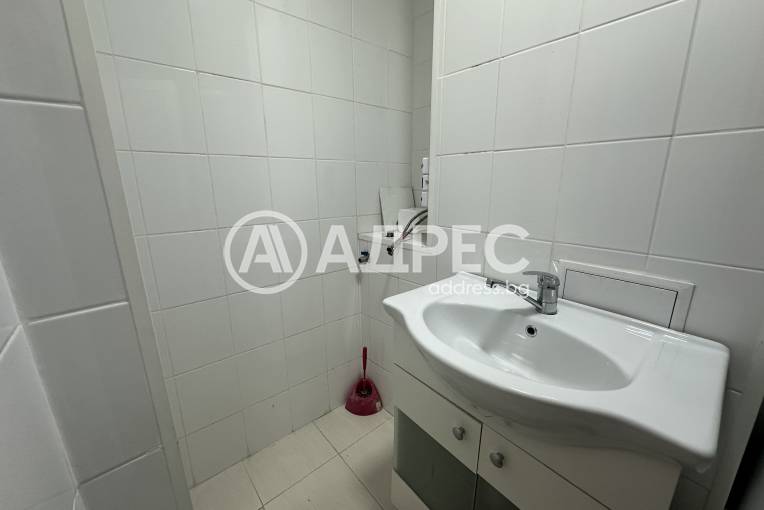 Двустаен апартамент, Шумен, Болницата, 663748, Снимка 4