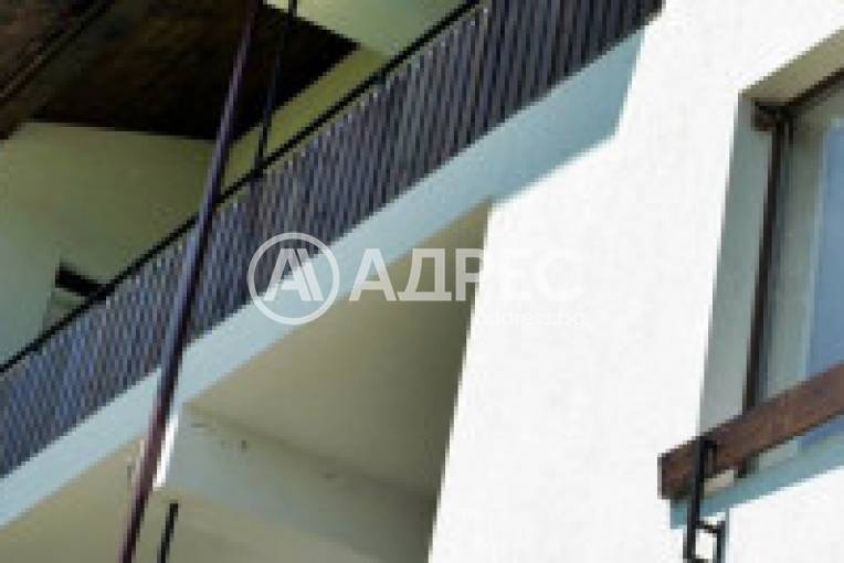 Двустаен апартамент, Николаевка, 678748, Снимка 3