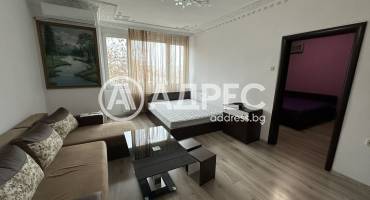 Тристаен апартамент, Плевен, Идеален център, 678750, Снимка 1