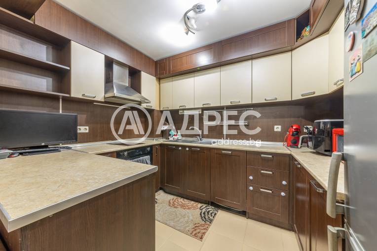 Многостаен апартамент, Варна, Базар "Левски", 678751, Снимка 5