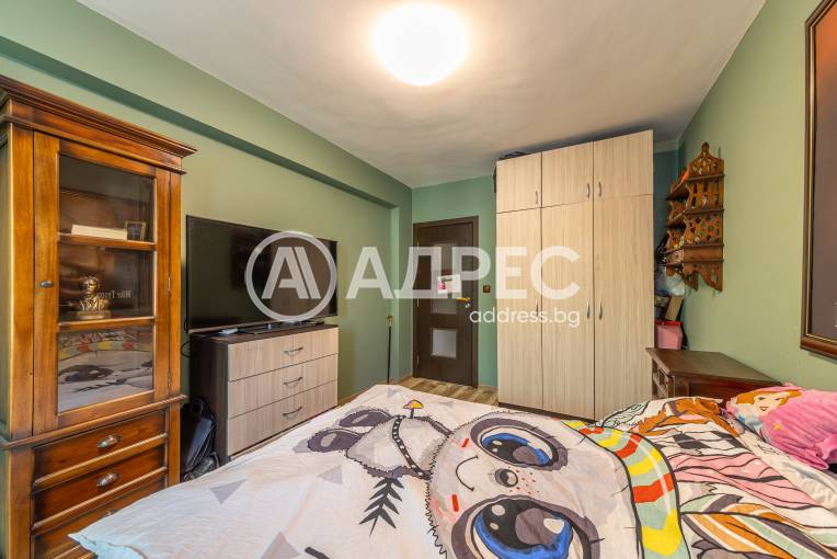 Многостаен апартамент, Варна, Базар "Левски", 678751, Снимка 9