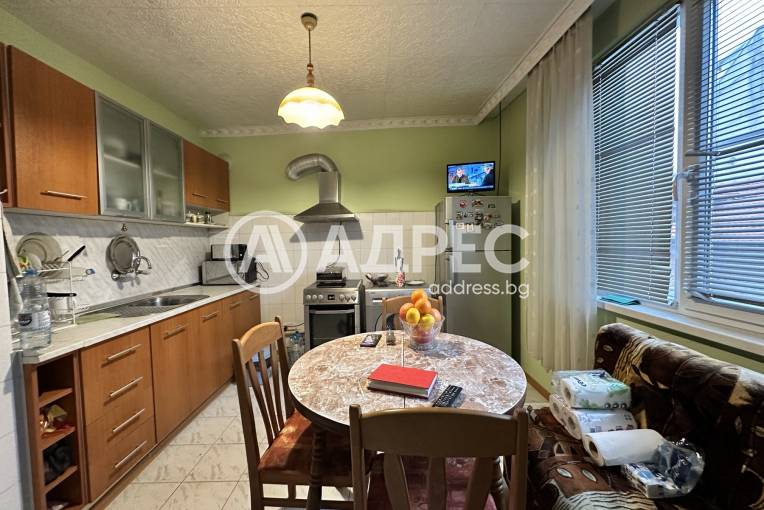 Къща/Вила, Плевен, Сторгозия, 679752, Снимка 13