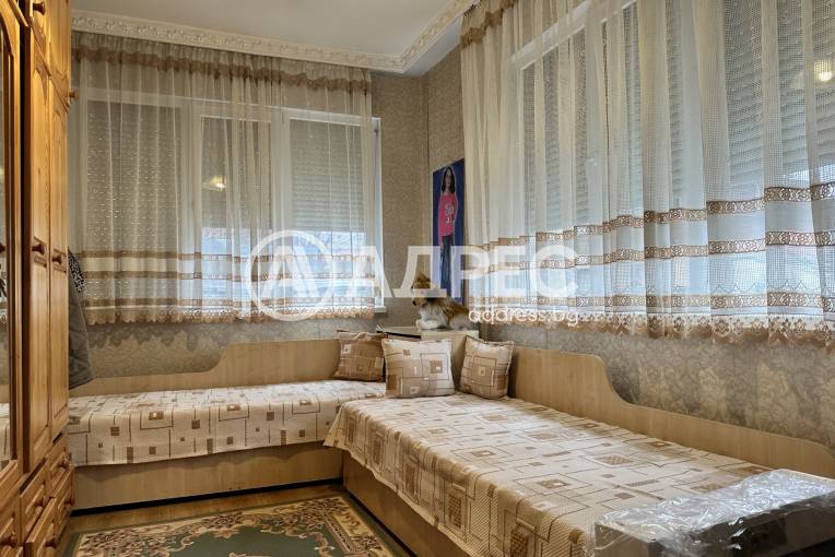 Къща/Вила, Плевен, Сторгозия, 679752, Снимка 2